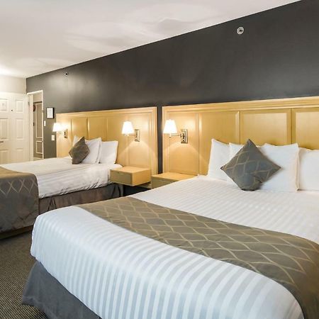 Red Lion Inn & Suites Abbotsford Buitenkant foto