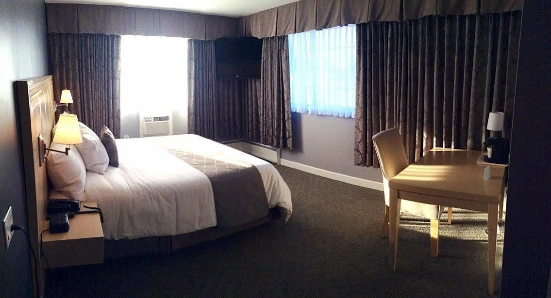 Red Lion Inn & Suites Abbotsford Buitenkant foto