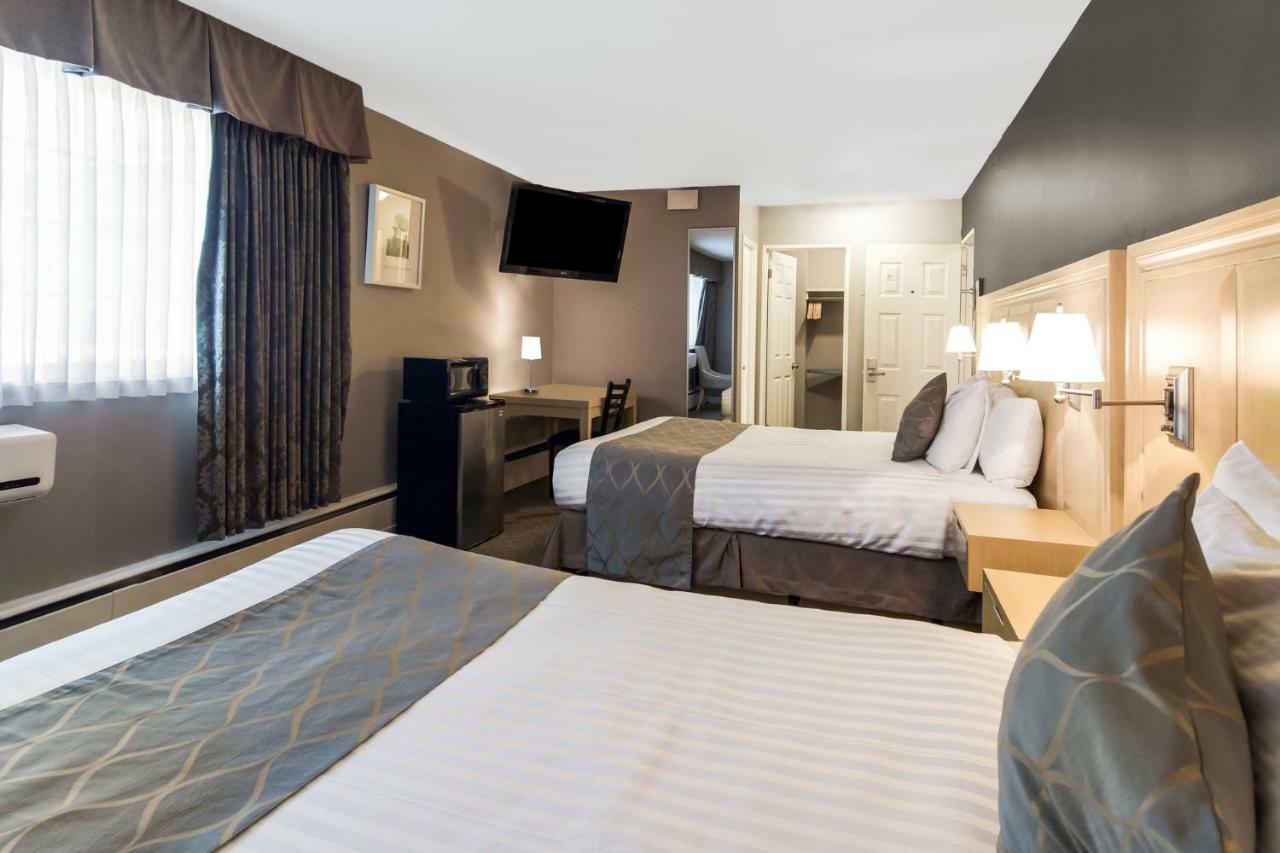 Red Lion Inn & Suites Abbotsford Buitenkant foto